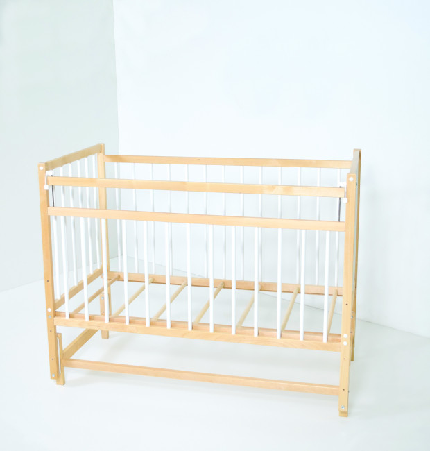 Детская кроватка MALIKA «Melisa-3» маятник продольный, белый